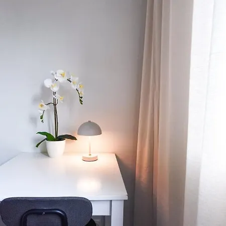 Apartment Cozy 2br Retreat W Balcony Serene Vantaa